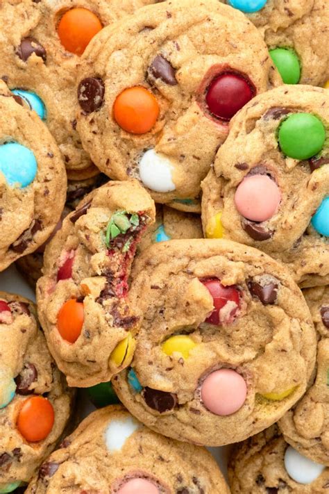 Vegan M&M Cookies - Easy Vegan Cookies