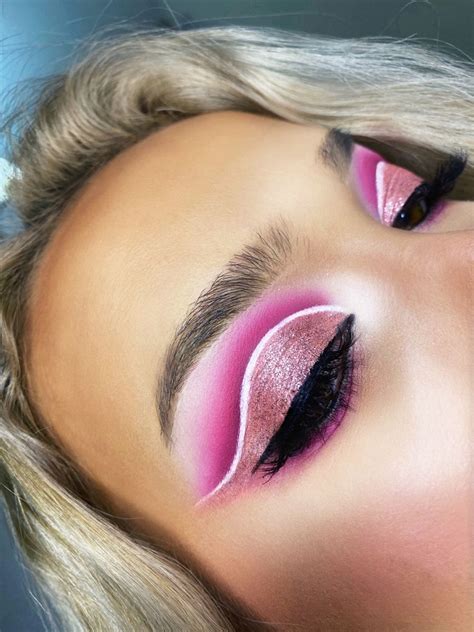 Barbie Pink Cutcrease Glitter Makeup Look Glitter Makeup Looks, Barbie ...