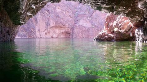 The green of the Emerald Cave, Black Canyon (Colorado River) in Arizona [1920x1080] [OC] : r ...