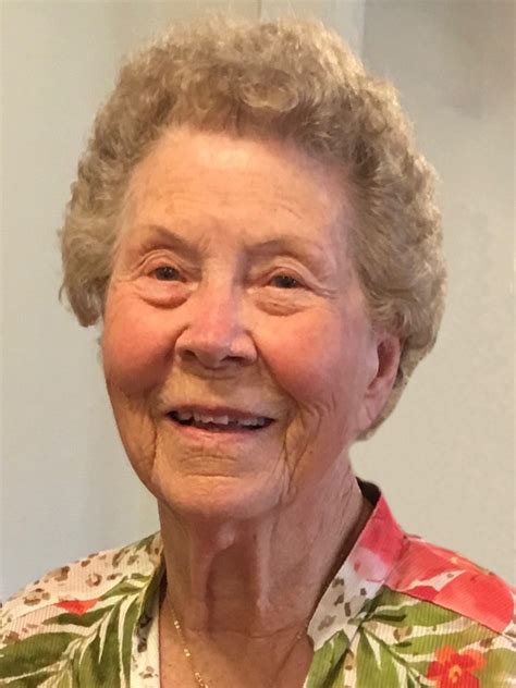 Obituary: Evelyn Brown Henthorn – The Paw Print Press