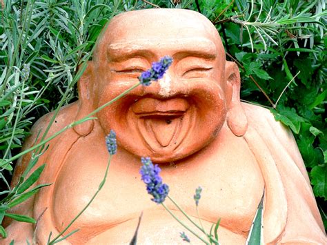 File:Laughing Buddha.jpg - Wikimedia Commons