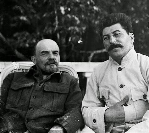 Lenin and Stalin in 1922.: 26 Amazing Photos That Left a Huge Mark in History. You Have To See ...