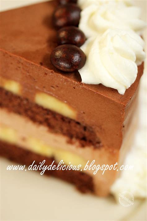 dailydelicious: Chocolate Banana Mousse Cake: Banana Choco Cake for ...