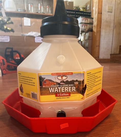 Poultry 3 Gal Plastic Waterer