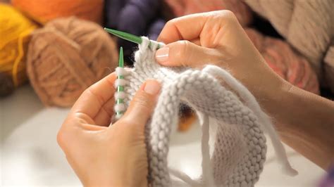 Circular Needle Using Traditional Method | Circular Knitting - YouTube