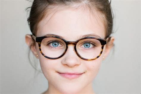 Do Toddlers need blue light glasses?