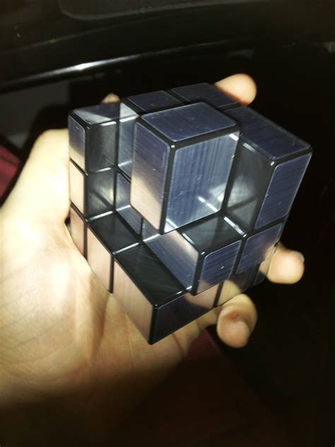 Cube in a cube pattern + mirror cube = neat! : Cubers