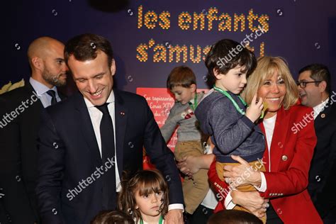 Hein? 15+ Vérités sur Emmanuel Macron Wife And Children? Emmanuel macron wins the presidency of ...