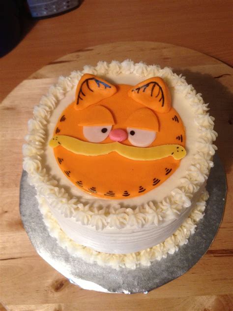 Garfield cake | Garfield cake, Cake, Cake creations