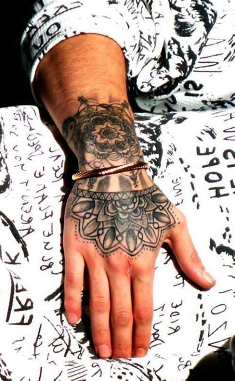 Hand Arm Hand Zayn Malik Tattoos : Zayn Malik 60 Tattoos Pictures And Meanings Behind His Ink ...