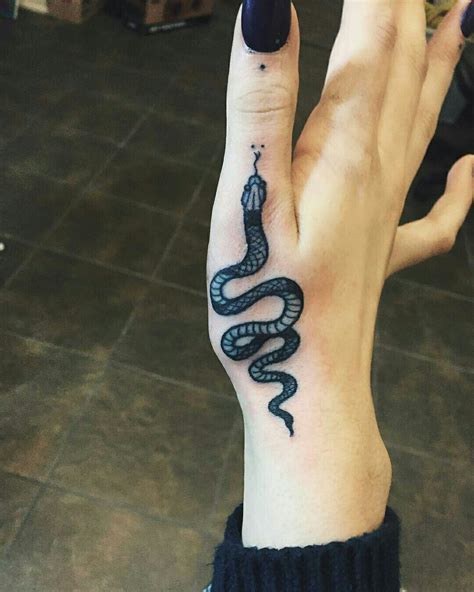 Pin by Vi on tattoo | Tattoos, Traditional snake tattoo, Hand tattoos ...