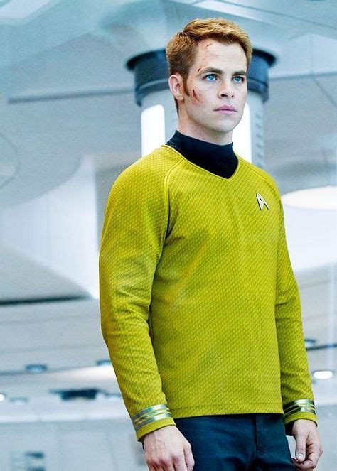 n0v3mb3r 4sh | Chris pine, Star trek captains, Star trek movies