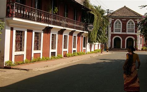 Here’s How You Can Spend Time At Fontainhas, Goa’s Heritage Latin Quarter | WhatsHot Goa