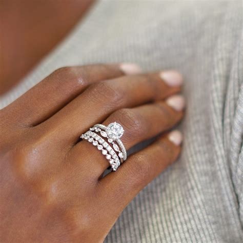 The Right Way to Wear a Wedding Ring (+17 FAQs Answered) | Stacked wedding rings, Classic ...