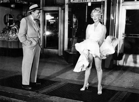 CLASSIC MOVIES: THE SEVEN YEAR ITCH (1955)