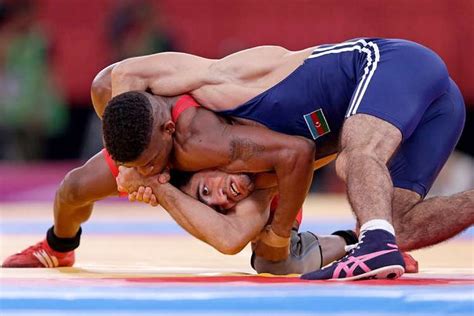 Rio Olympics 2016: How does the wrestling format work, and how do the wrestlers get points?