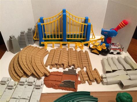 Fisher-Price GEOTRAX Deluxe Elevation Set G6173 Incomplete Engine ...