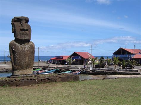 Hanga Roa, Easter Island – Travel Guide | Tourist Destinations