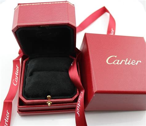 17 Best images about Cartier box on Pinterest | Jewellery display ...