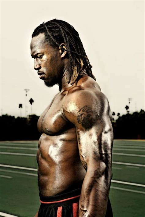 The 6 Most Jacked NFL Players – Fitness Volt