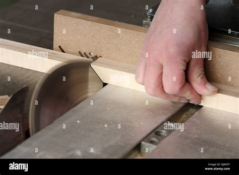 woodwork circular saw wood Stock Photo - Alamy