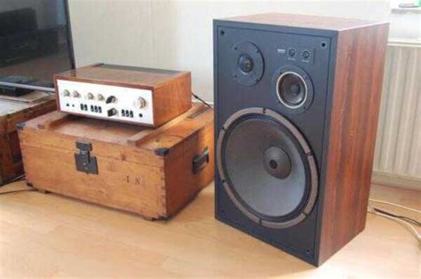 Vintage Onkyo Model 240 speakers - 15 inch - Woodcase - huntingad.com