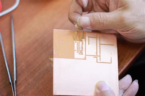 Diode laser etching of a PCB: do it yourself with Endurance lasers ...