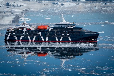 Antarctic Cruise Ships | Swoop Antarctica