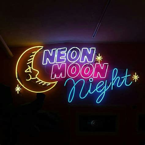 New Retro Wave, Vaporwave Art, Vaporwave Room, Neon Moon, Moon Glow ...