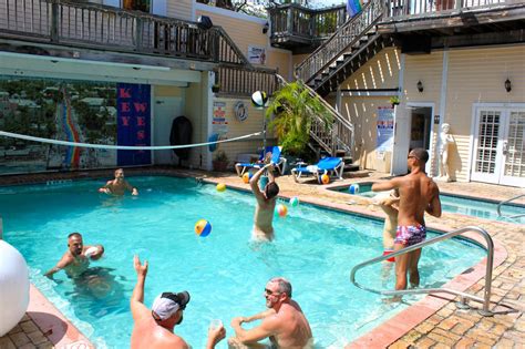 10 sizzling Key West hotel pools to maximize your sunbathing and cruising potential / GayCities Blog