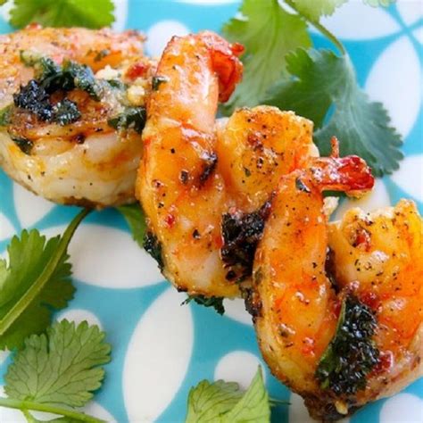 Spicy sizzling shrimp. Skillet-fried marinated jumbo shrimp.Spicy and ...