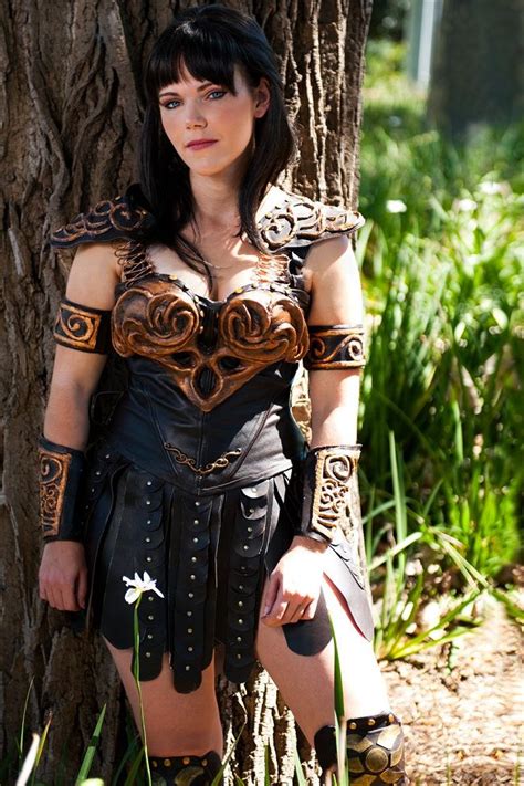 xena warrior princess cosplay - not bad! Oh God, I was OBSESSED with that show!! Best Cosplay ...