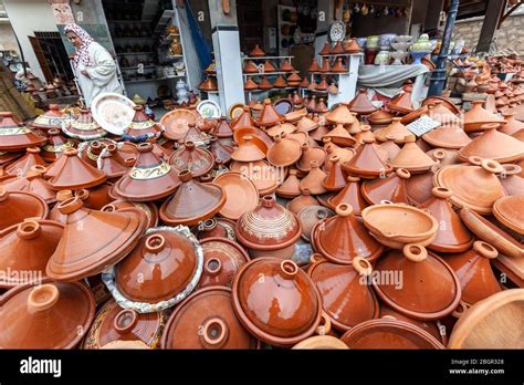 Pottery shop in Safi, Morocco Stock Photo - Alamy