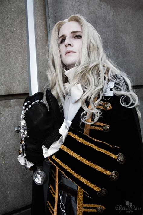 'I've come to destroy this castle.' | Castlevania cosplay, Best cosplay ...