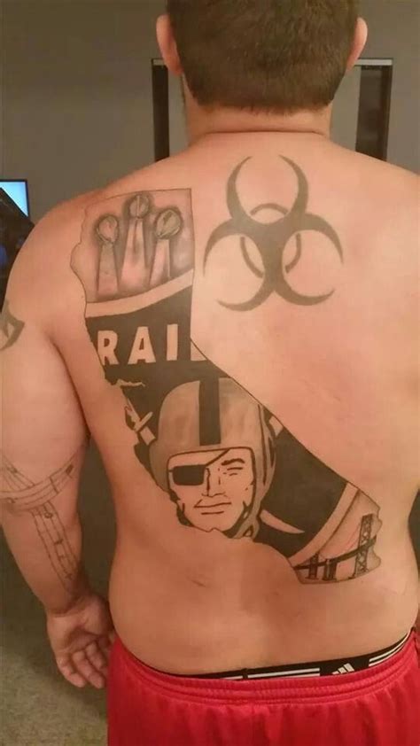 Awesome!!!! | Raiders tattoos, Traditional tattoo drawings, Raiders stuff