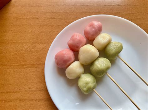 Hanami Dango – Desserts of the World – Maverick Baking