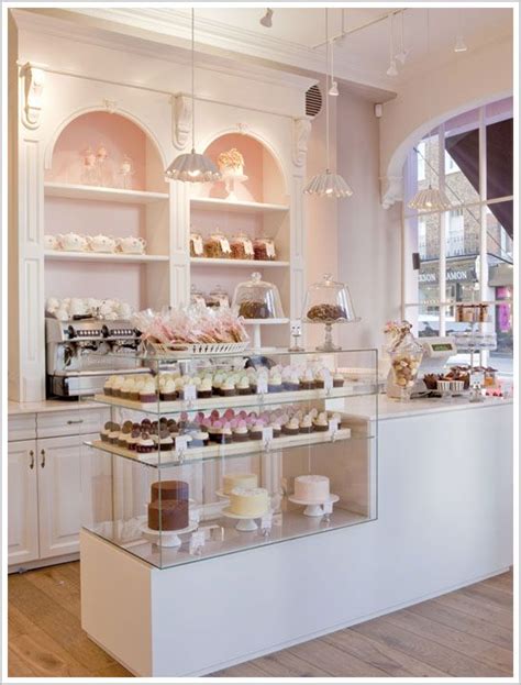 Field Trip: Peggy Porschen Cakes | The Cake Blog | Bakery decor, Bakery ...