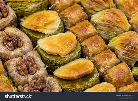 Walnut Baklava Varieties Baklava Walnuts Tray Stock Photo 2142766265 ...