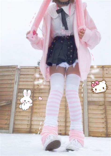 pink sanrio outfit ꒱ | Ropa kawaii, Kawai ropa, Ropa de galaxias