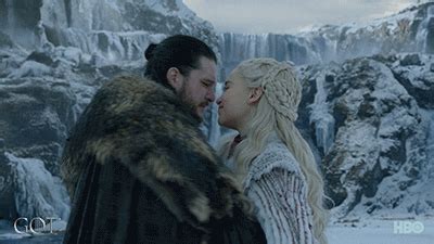 Kit Harington Kissing Emilia Clarke Game of Thrones Video | POPSUGAR Entertainment