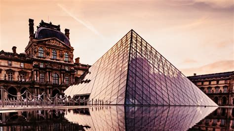 Louvre Museum TICKETS - Hellotickets