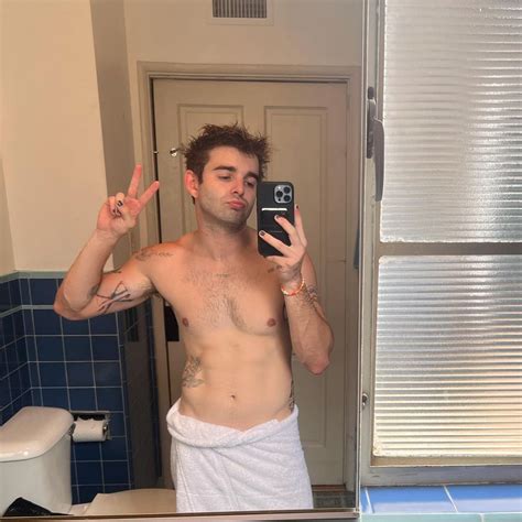 Bold Bathroom Mirror Selfie: Jack Griffo shows off fit…