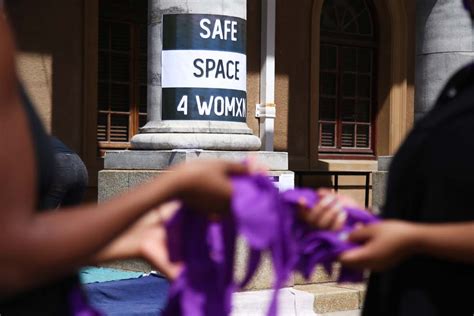 Socially responsive art for GBV awareness | UCT News