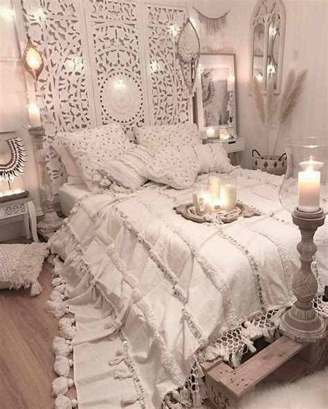 Bohemian Style Bedroom decoration Ideas Home to Z | Bohemian style ...