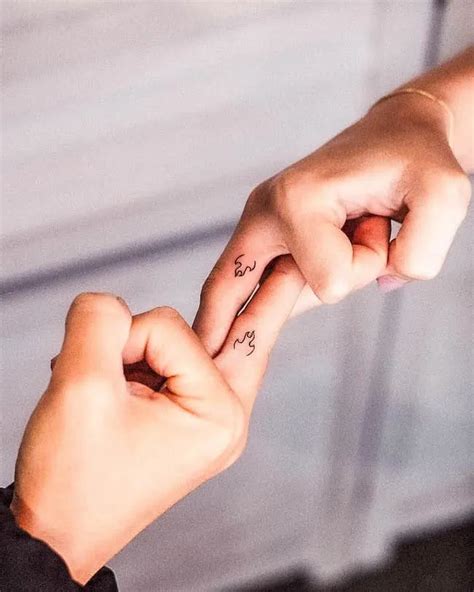 79 Hearty Matching Best Friend Tattoos with Meanings