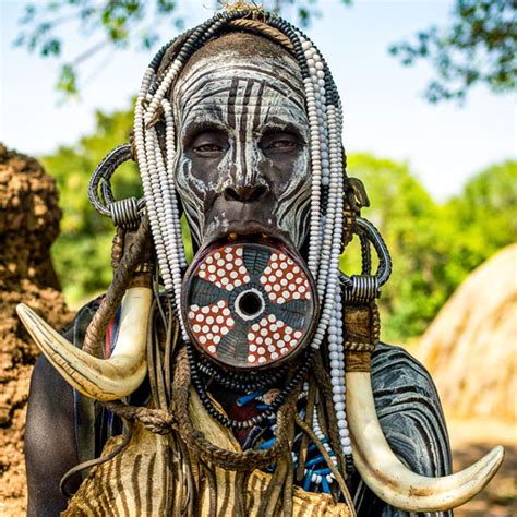 Photographer Captured The Beauty Of Tribal Women In Ethiopia | DeMilked