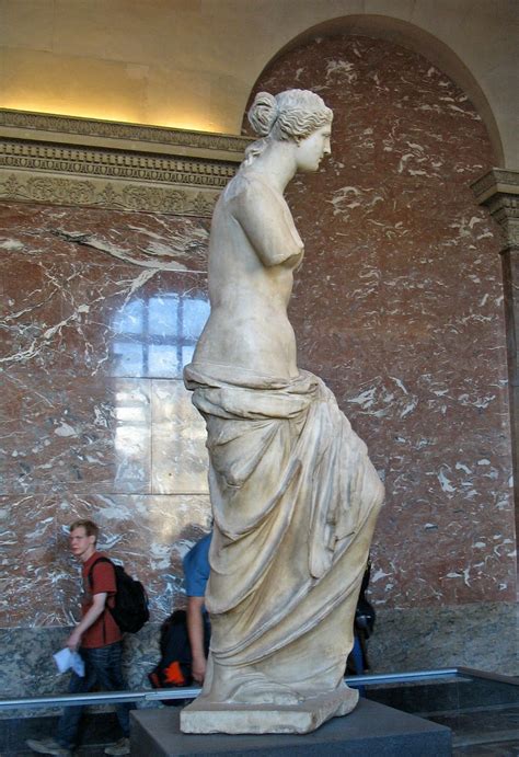 Stock Pictures: Venus de Milo at the Louvre in Paris