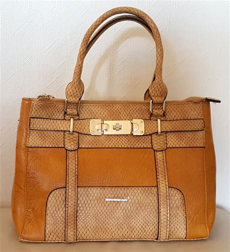 SOLD! Monnari bag. Elegant väska. | Väskor