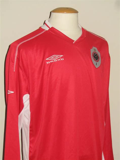 Royal Antwerp 2004-05 Home Kit