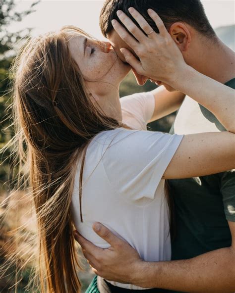 10 Types Of Kisses & What They Essentially Mean - Wedbook